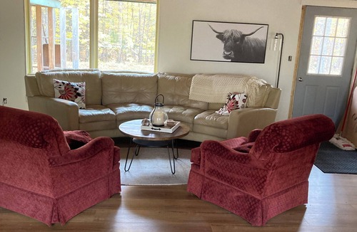 Jacksonport Cottage | Cozy 2-bedroom cottage in Jacksonport close to Cave Point and Whitefish Dunes.