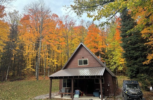 Iron River Cabin | Cozy 3-bedroom cabin in Ottawa National Forrest near Iron River MI.