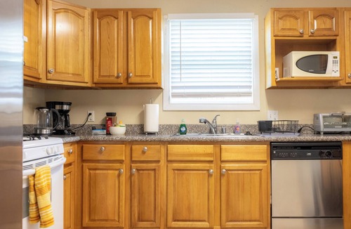 Central San Mateo House | Cozy 3BR Home in San Mateo, Minutes to SFO & Downtown