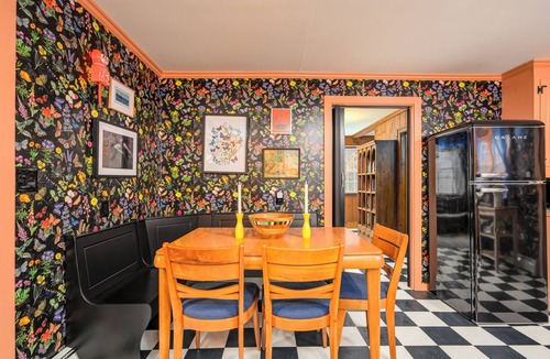 Hadley Cottage | Cozy Adirondack Cottage Getaway