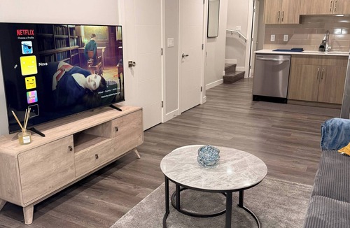 Calgary House | Cozy and Comfortable