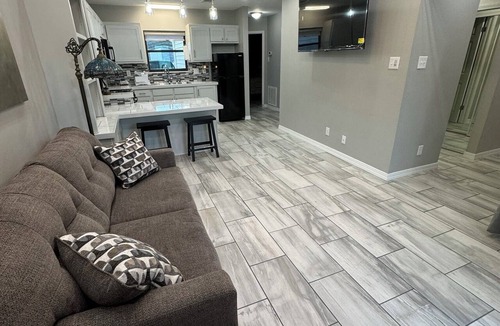 Claiborne Apartment | Cozy atmosphere 5 minutes to Sports complex, Expo center and downtown.