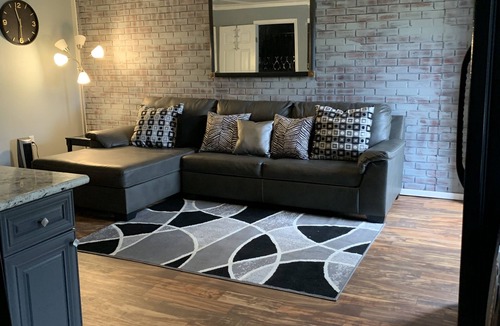 Picayune House | Cozy barn apartment great for travel nurses in South Mississippi Gulf Coast area