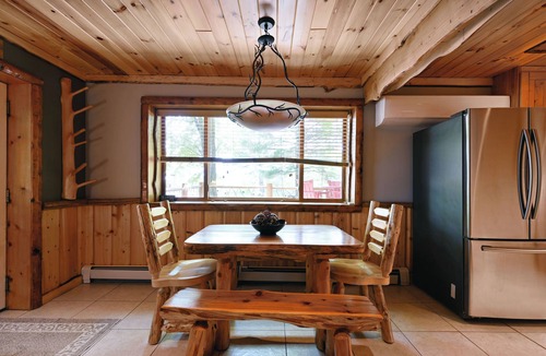 Cable Cabin | Cozy Birch Suite – Fireplace, Lake Access & Trail Nearby