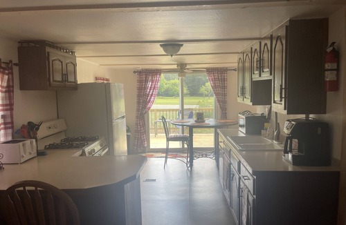 Gladwin House | Cozy bungalow bring your off road vehicle and snowmobiles.