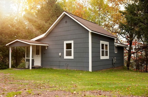Ashland Cabin | Cozy Cabin Overlooking Chequamegon Bay in Ashland, Wisconsin
