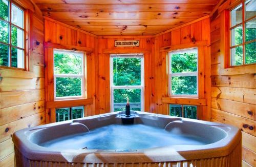 Blue Ridge House | Cozy Cabin Retreat - Hot Tub, Fireplace & Fire Pit