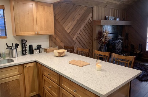 Paradise Estates Cabin | Cozy Cabin, Riverfront, Near Mt Rainier Sleeps 2-6