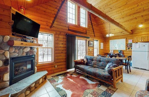Mercer House | Cozy cabins w/fireplace, whirlpool tub, access to private dock, & fire pit