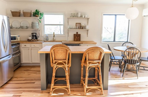Hayesville House | Cozy cottage close to downtown Hayesville