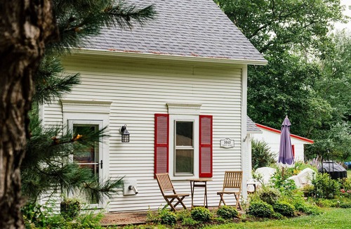 Cross Village Cottage | Cozy Cottage with Modern Conveniences