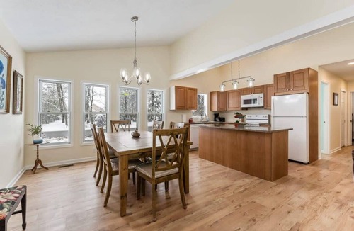 Kendall House | Cozy Cottage with Private Hot Tub and Lake Access