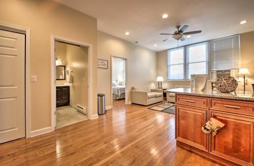 Sawyer Apartment | Cozy Couples’ Getaway < 2 Mi to Lake Michigan!