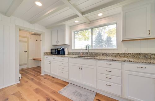 Harbor Springs House | Cozy Harbor Springs Vacation Rental, 13 Mi to Town