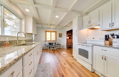 Harbor Springs House | Cozy Harbor Springs Vacation Rental, 13 Mi to Town
