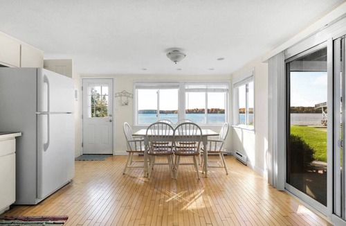 Traverse City Cabin | Cozy Lakefront 2bd Duplex on Long Lake