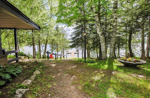 Presque Isle Cabin | Cozy Lakefront Retreat Sleeps 4, Fully Updated