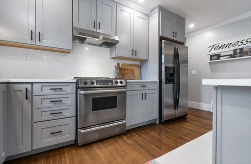North Chattanooga House | Cozy N.Chatt 3b/1bath - 1 mile from Walking Bridge