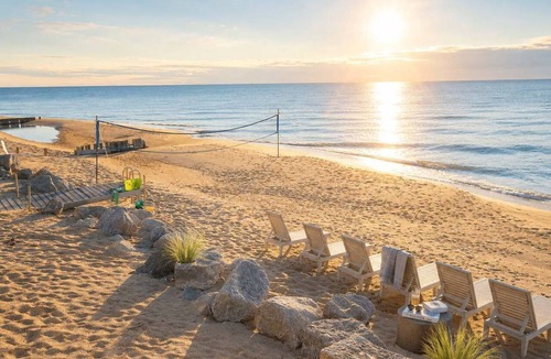 Oscoda Cottage | Cozy Oscoda Beach Cottage