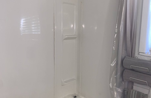 Jackson House | Cozy Private Bedroom/bath with smoking allowed