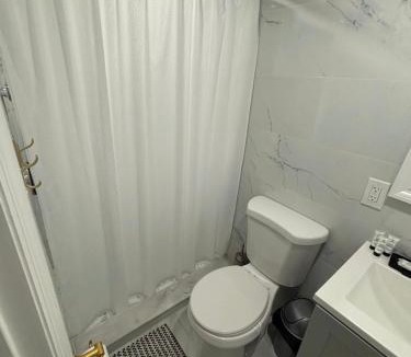 Hempstead Apartment | Cozy Private Two Bedroom Basement Apartment