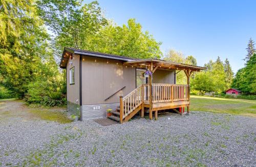 Woods Creek Apartment | Cozy Quaint Cottage: Park-Like Setting