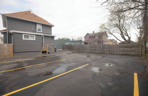 Royal Oak Apartment | Cozy studio with AC and WiFi in charming Royal Oak