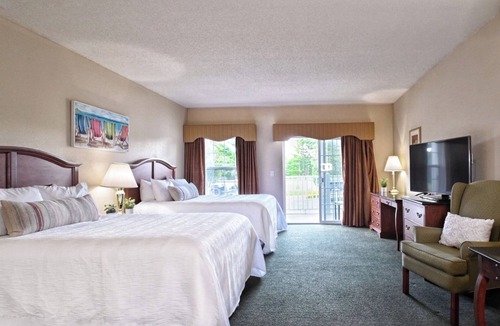 Pembine Hotel | Cozy Suite Escape! 2 Units w/Pool, Gym, Trails & Wisconsin Wilderness View!