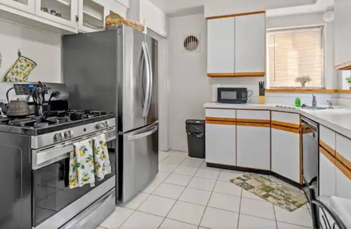 Inkster House | Cozy Three Bedroom Bungalow