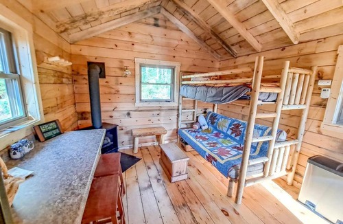 Hovland House | Cozy Tiny Cabin - Off-Grid Experience with Sled Dogs Year 'round in Minnesota