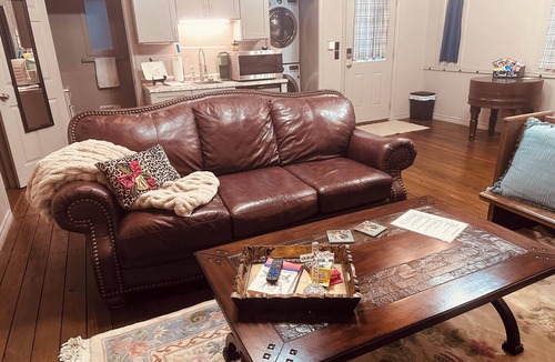 Gilmer Apartment | Cozy vineyard studio with peaceful pond views.