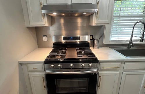 Northeast South Bend House | Craftsman walking distance to ND