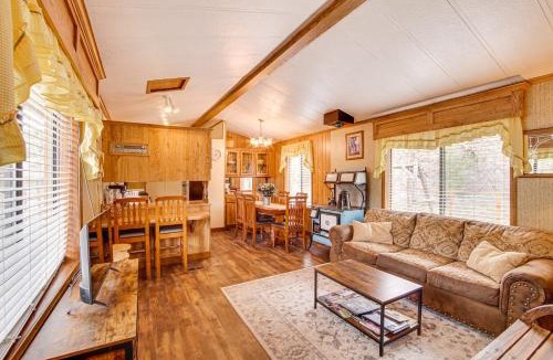 Panguitch House | Creekside Cabin w/Deck & Views in Panguitch!