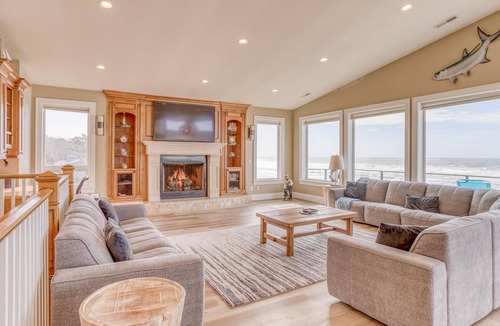 Lincoln Beach House | Crown Jewel