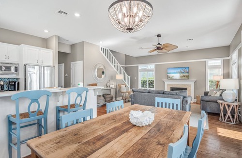 Crystal Shores House | Crystal Beach ~ Short Walk to the Beach