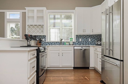 Crystal Shores House | Crystal Beach ~ Short Walk to the Beach