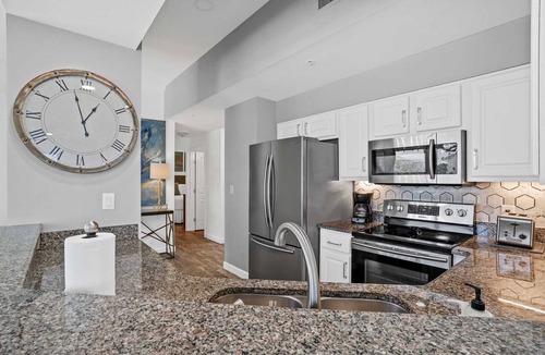 Avalon Beach Estates Condo | Crystal View 201 3 Bedrooms | 3 Baths | Accommodates 12 | Pet Friendly Beach Service