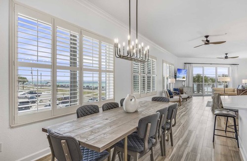Avalon Beach Estates Condo | Crystal View 202 3 Bedrooms | 3 Baths | Accommodates 12 | Pet Friendly Beach Service