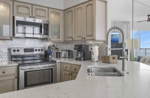 Avalon Beach Estates Condo | Crystal View301 3 Bedrooms | 3 Baths | Accommodates 12 | Pet Friendly