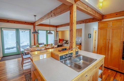 Seven Devils Cabin | Custom-Built Mountain Home With Spacious Backyard
