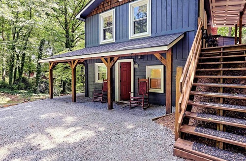 Clayton Cabin | Cute'N Chic 4b/2b Entire House Downtown Clayton GA