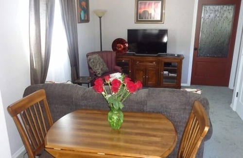 Bandon House | Cypress Row Vacation Suite in Beautiful Bandon, Oregon