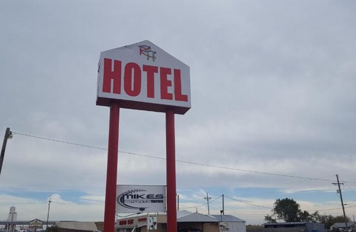 Plainview Hotel | Days Inn by Wyndham Plainview Texas