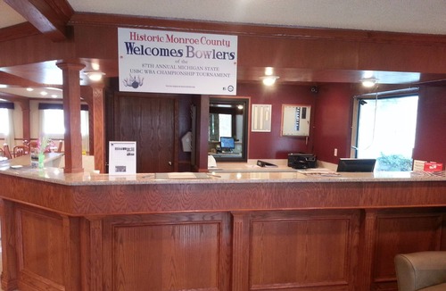 Monroe Hotel | Days Inn & Suites by Wyndham Monroe