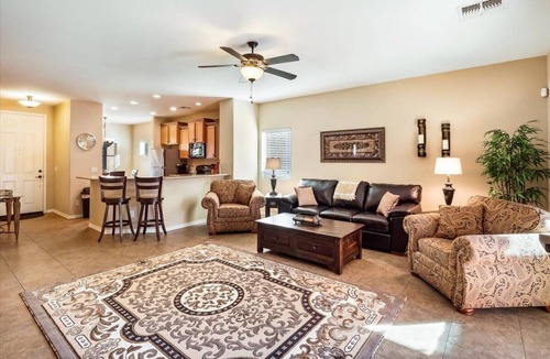 San Tan Valley House | Deep Summer Discount 3B 2Bt POOL close to Airport