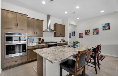 Pinal County House | Desert Oasis | Private Ensuite & Family Friendly