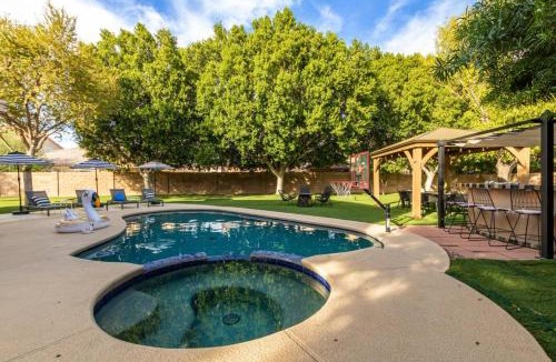 Arrowhead Ranch House | Desert Oasis