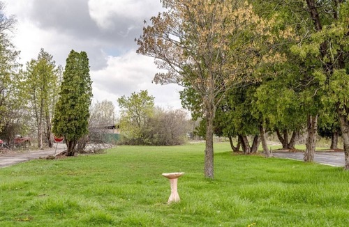 Riverview Apartment | Detroit Holiday Home | Metropolitan Airport