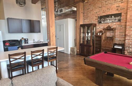 Detroit Apartment | Detroit Riverwalk Loft