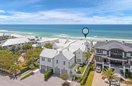 Seacrest House | Devonshire West|Private Beach Access|Gulf Front Luxury Villa with Private Pool
